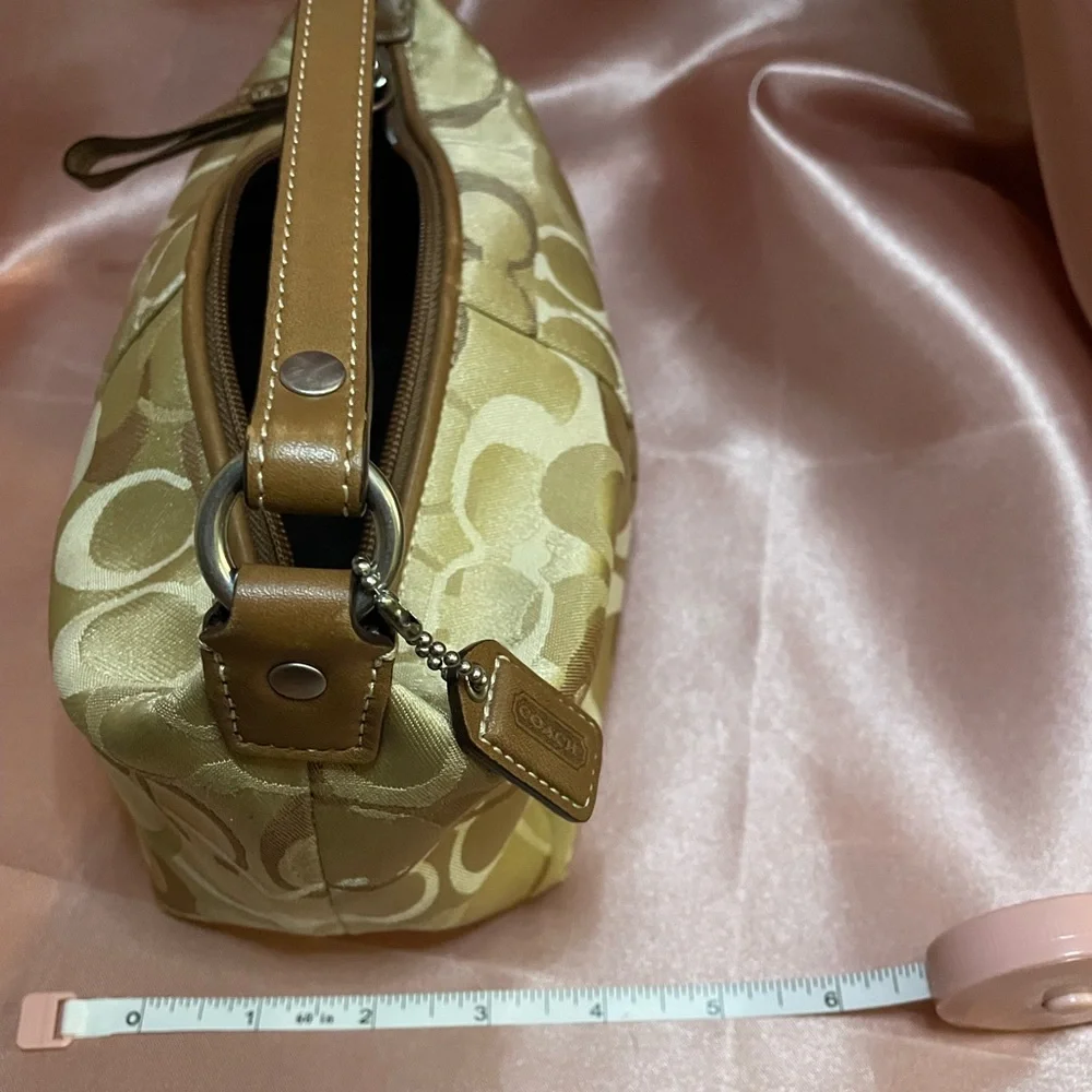 SOLD Vintage Y2K Coach Optic Signature Jacquard Tan Brown Designer Handbag - Picture 10 of 11